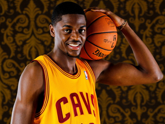 爱游戏官网-骑士逆转吉林队，霍勒迪刷新纪录