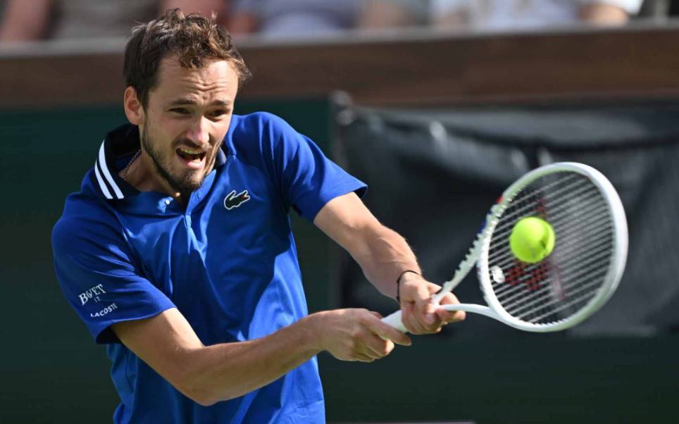 美网鏖战ATP总决赛，梅德韦杰夫统治全场