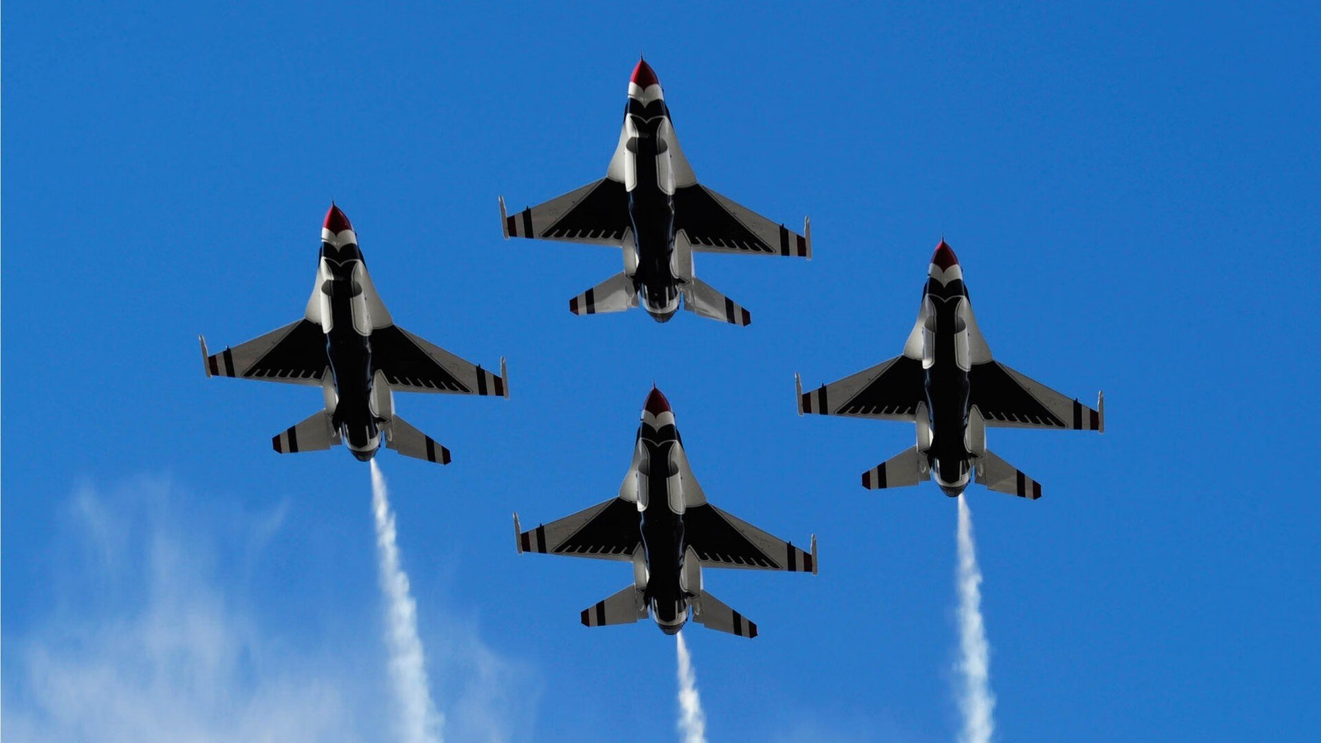 爱游戏下载-一个人的征服，当马竞的红色巨浪中，升起名为德布劳内的星辰