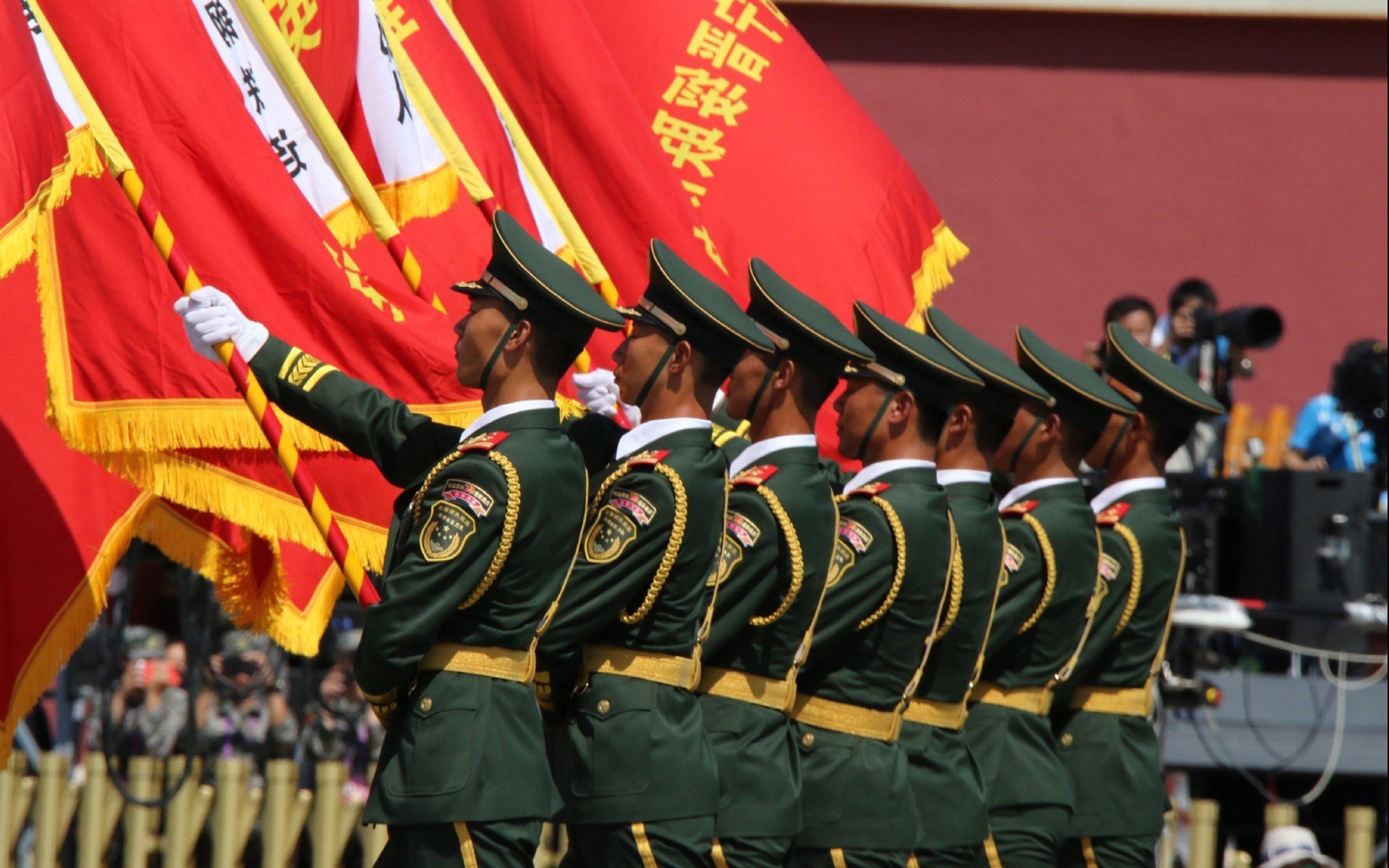 爱游戏在线-联合杯鏖战催生澳网蜕变，梅德韦杰夫是如何完成惊艳进化与自我证明的？