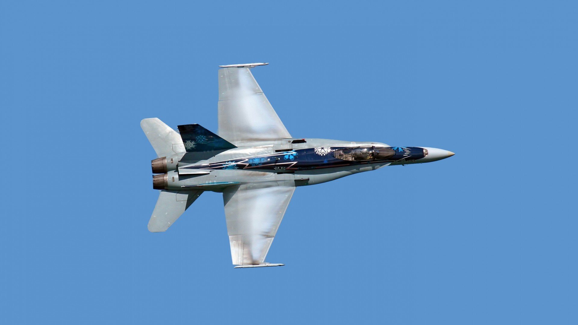 十字路口的黑色闪电，当哥斯达黎加的雨林风吹过老特拉福德