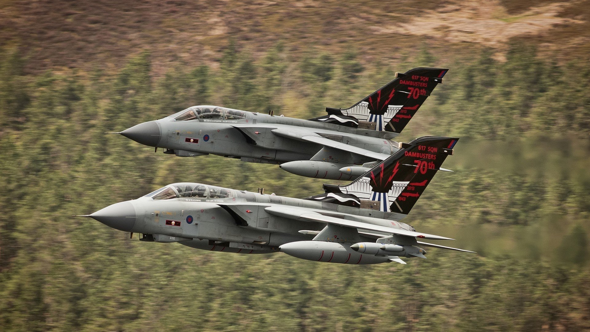 爱游戏在线-莱万，当传说需要被证明时