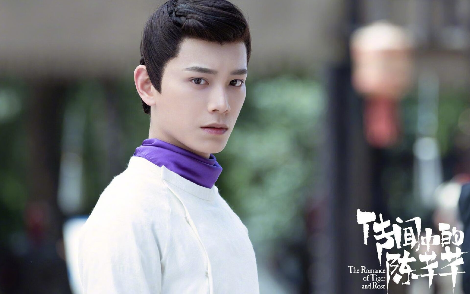 爱德华兹末节狂飙定乾坤，灰熊跨联盟激战险胜新疆队