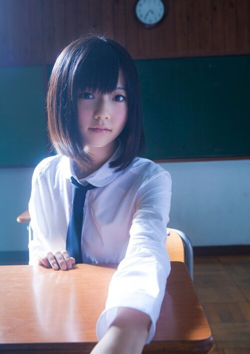 F1年度争冠之夜,保罗用三个不可能的操作彻底打爆围场防线